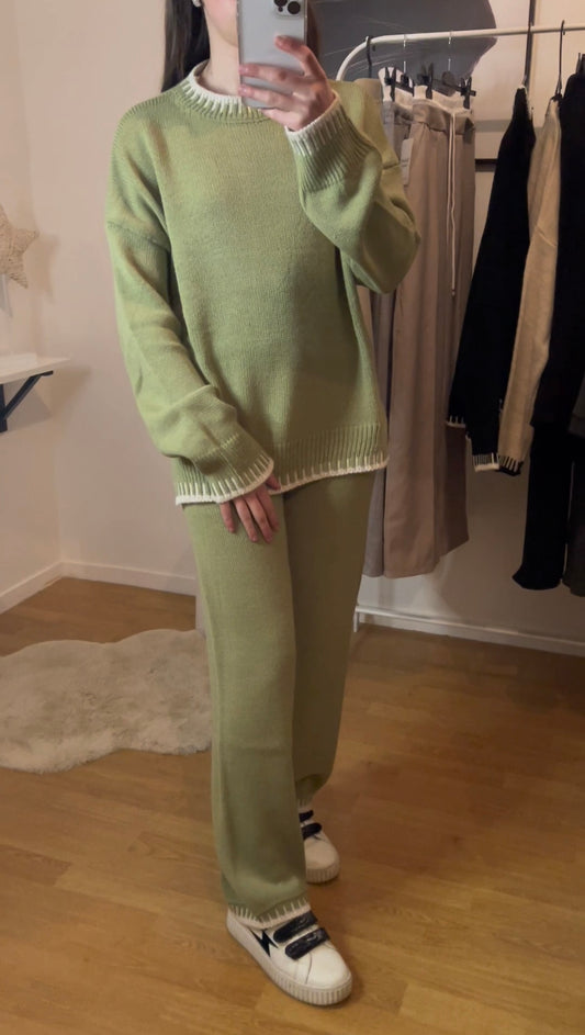 Ensemble vert clair
